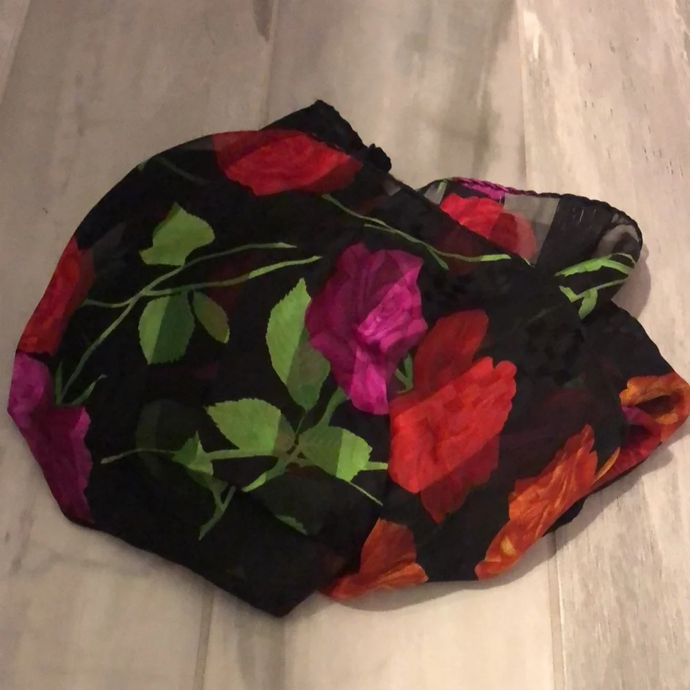 Rose Floral Sheer Scarf